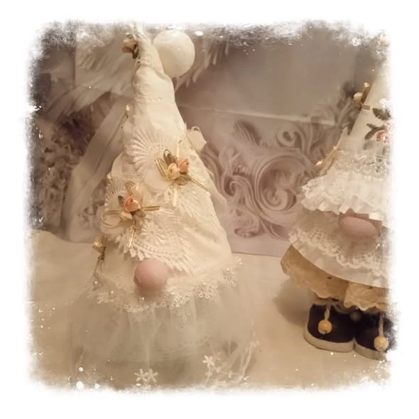 3 Christmas Gnomes and 1 Christmas Unicorn – photo 2
